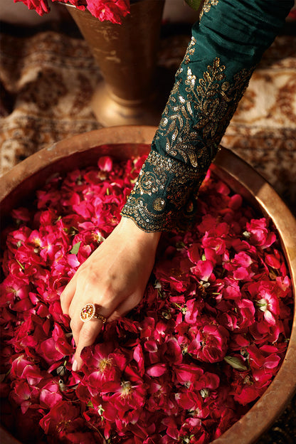 Dark Green Embroidered Raw Silk 3-Piece Suit | Pallu Embroidered Organza Dupatta & Trouser – Stitched Pakistani Dress UK | Shagna Zaib S-03 - View 7