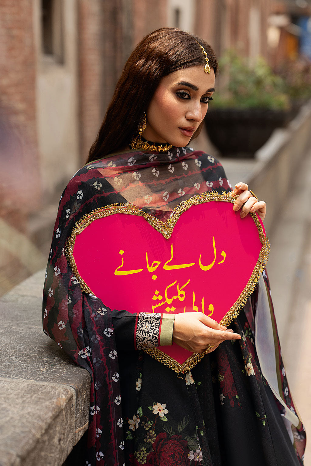 Black Digital Printed Lawn 21-Panel Anarkali Peshwaz with Chiffon Dupatta – Ready to Wear Pakistani Dress UK | Shagna Ek Dopahar SP-106 (Kali Raat) - View 5