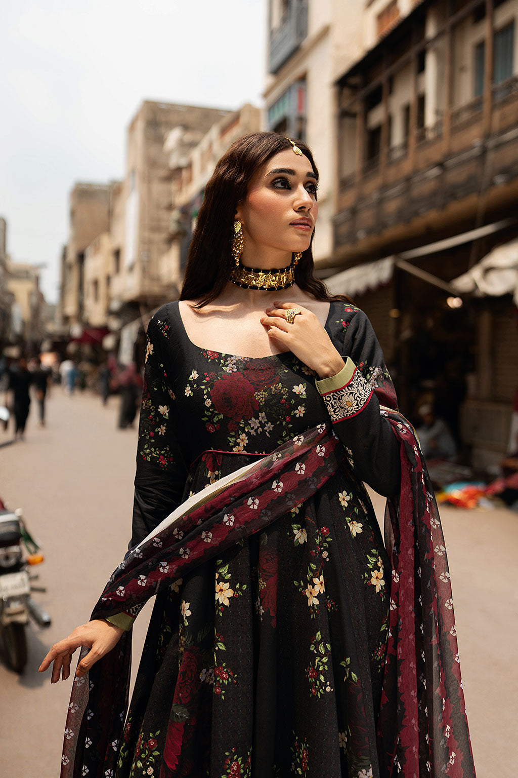 Black Digital Printed Lawn 21-Panel Anarkali Peshwaz with Chiffon Dupatta – Ready to Wear Pakistani Dress UK | Shagna Ek Dopahar SP-106 (Kali Raat) - View 6