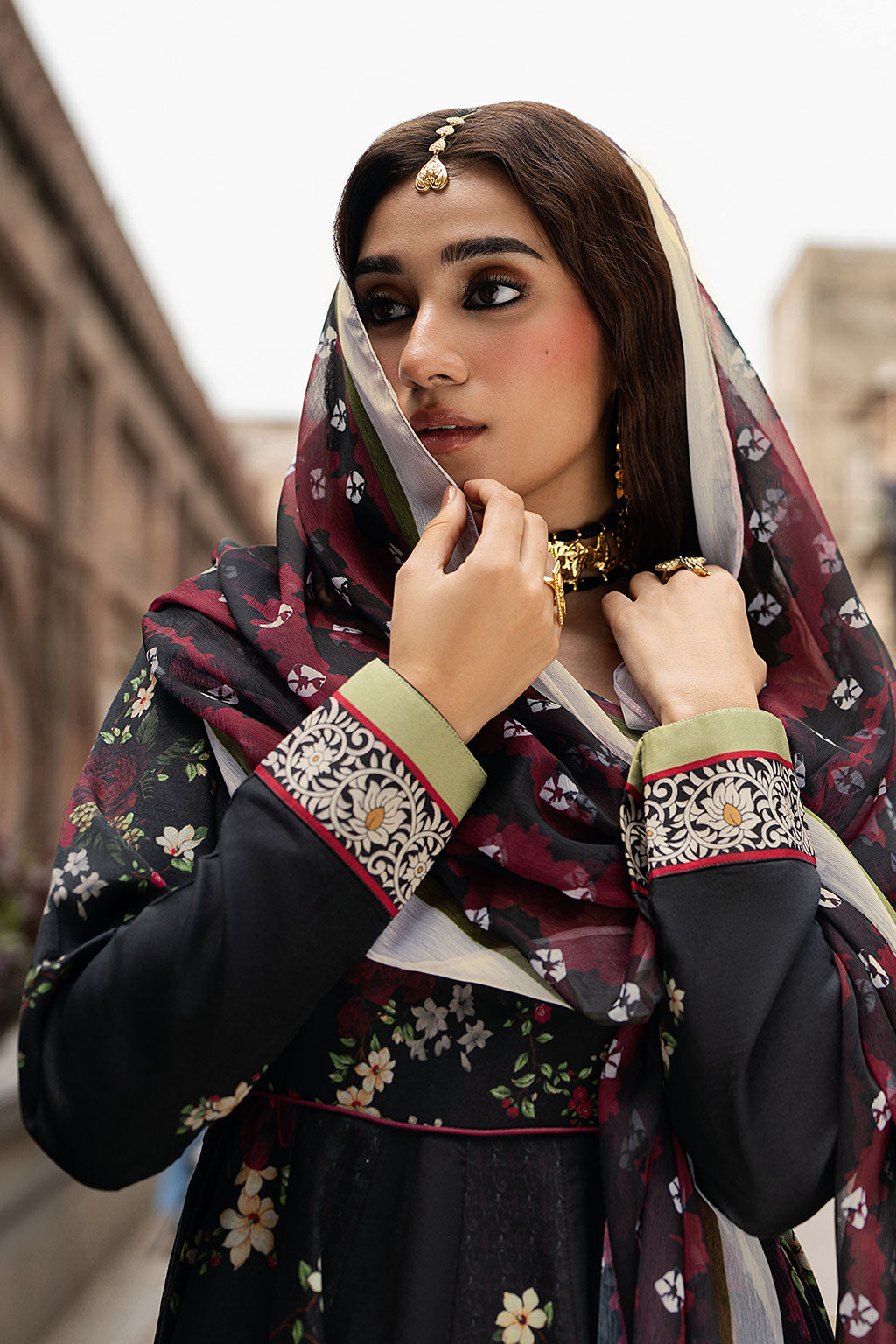 Black Digital Printed Lawn 21-Panel Anarkali Peshwaz with Chiffon Dupatta – Ready to Wear Pakistani Dress UK | Shagna Ek Dopahar SP-106 (Kali Raat) - View 7