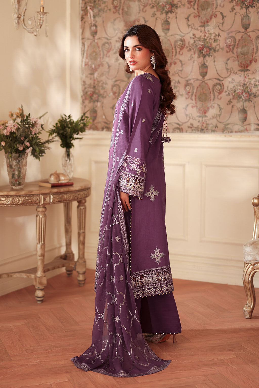 Aangan | AA-208