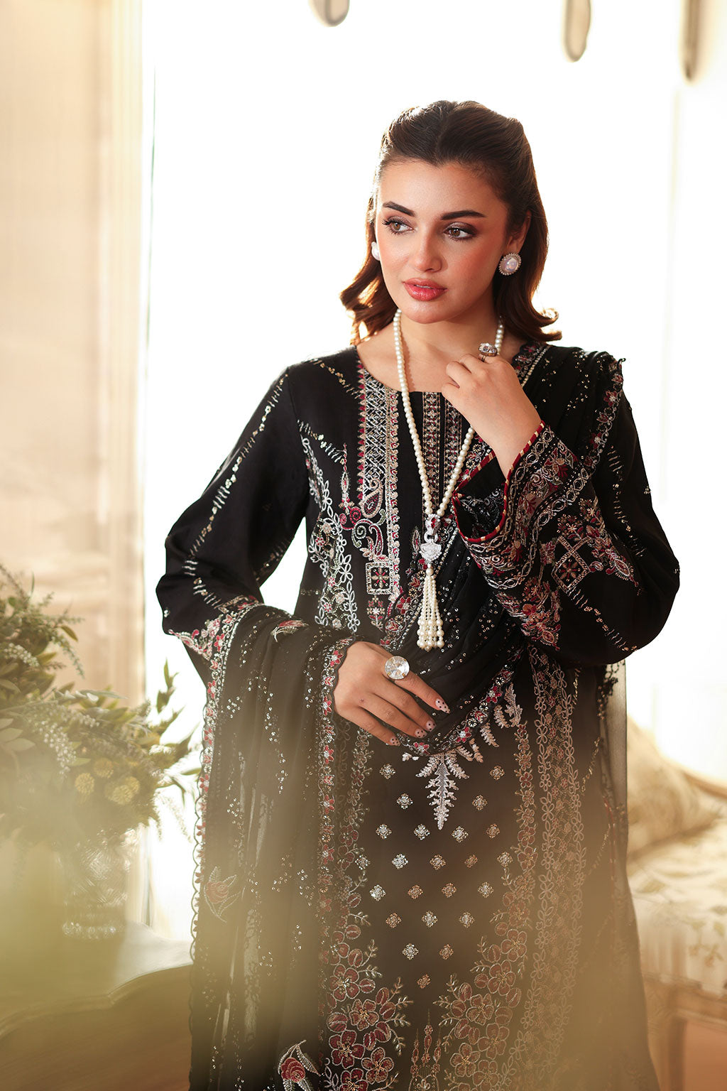 Aangan | AA-206