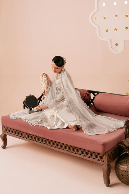 Ivory White Embroidered Chiffon 3-Piece Suit | Organza Border & Chiffon Dupatta – Stitched Pakistani Semi-Formal Dress UK | Dastak Vol 3 Q-302 - Image 10