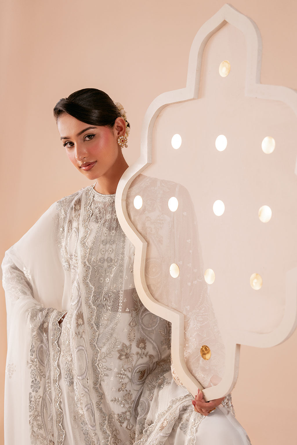 Ivory White Embroidered Chiffon 3-Piece Suit | Organza Border & Chiffon Dupatta – Stitched Pakistani Semi-Formal Dress UK | Dastak Vol 3 Q-302 - Image 3