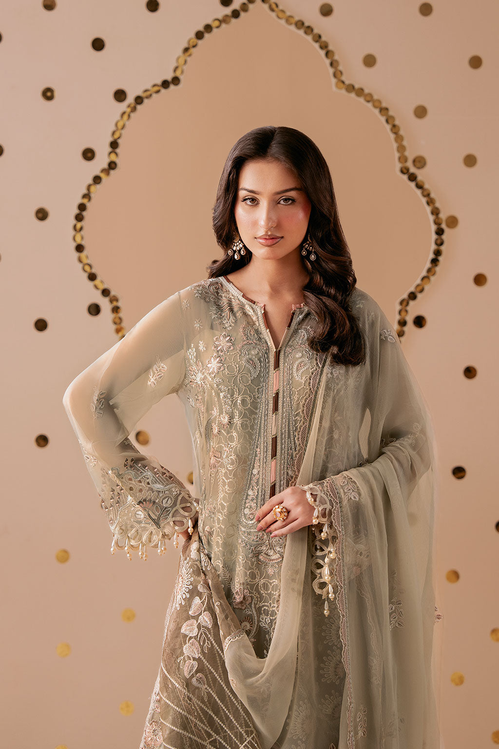 Beige Chiffon 3-Piece Suit | Dastak Q-307 – View 7