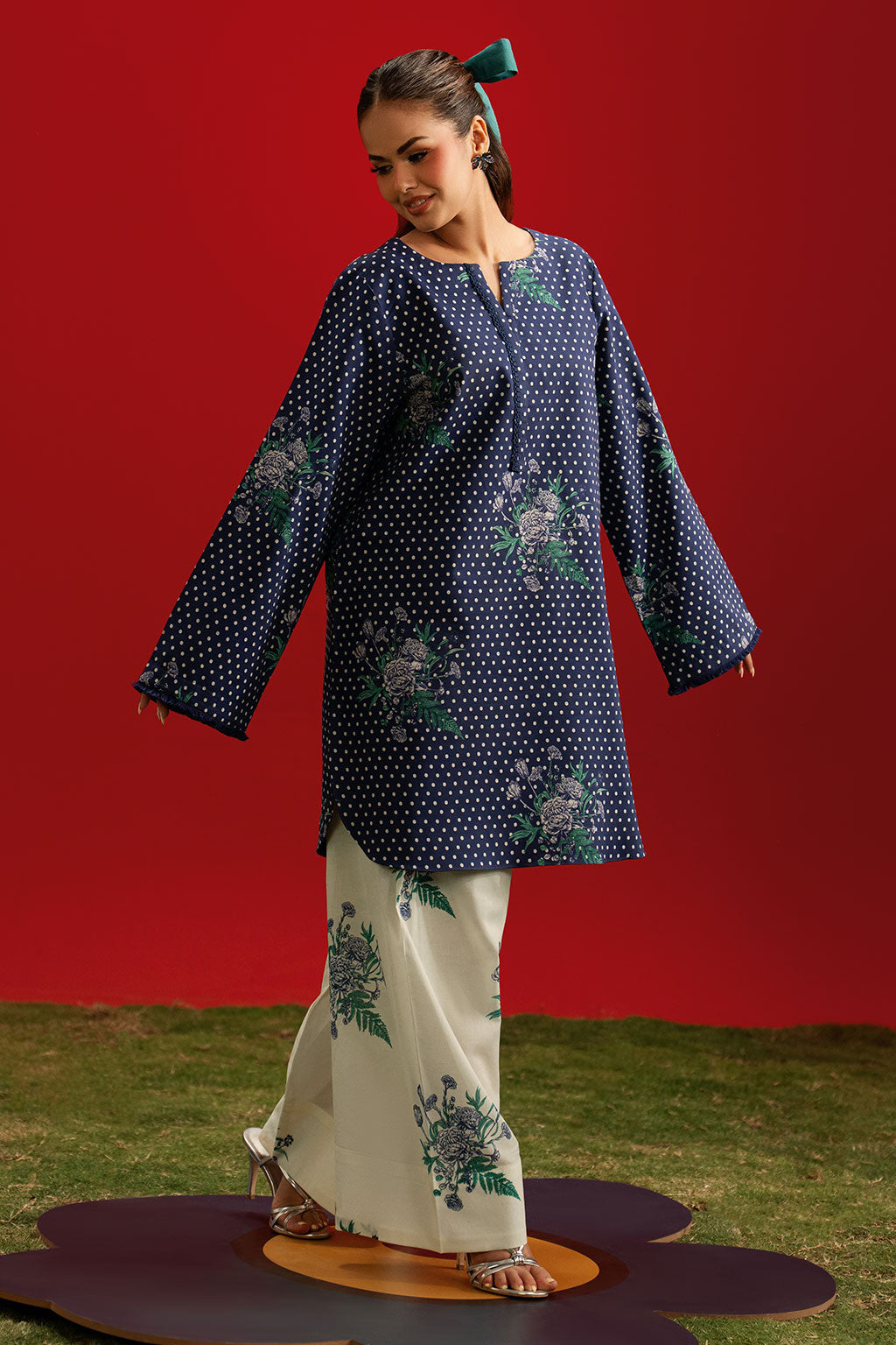 Blue Floral Printed Lawn 2-Piece Set | Kurta Shirt & Cream Trouser – Stitched Pakistani Everyday Casual Wear UK | Basic Prints AB-408 - View 3