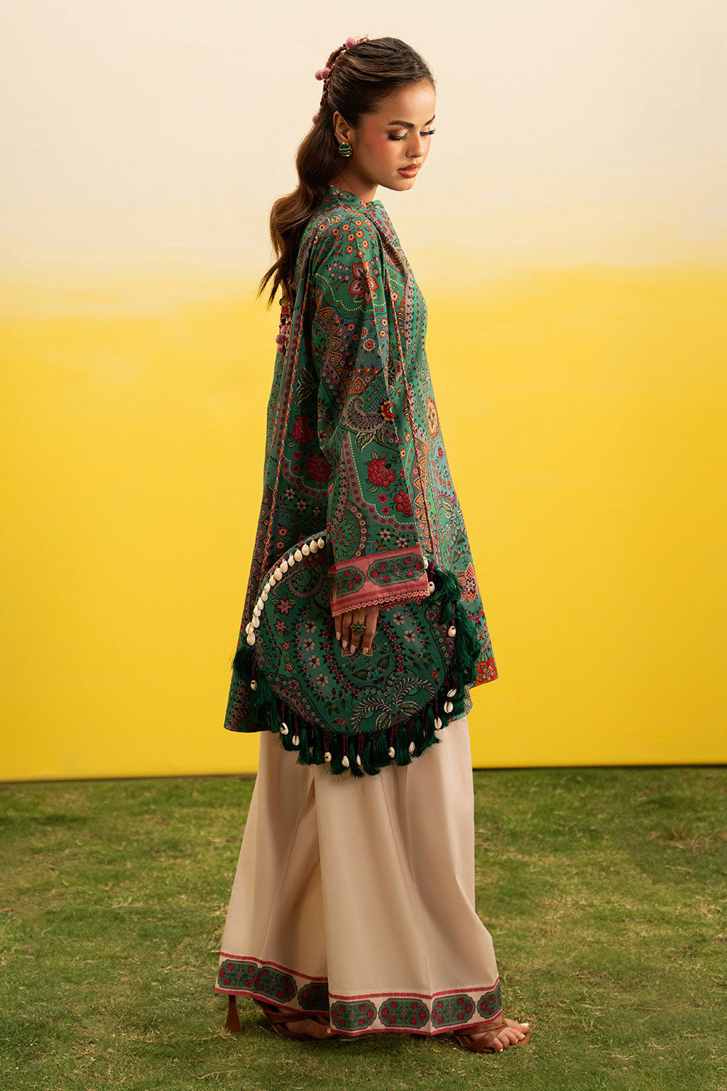 Green Floral Printed Lawn 2-Piece Set | Kurta Shirt & Cream Trouser – Ready to Wear Pakistani Everyday Casual Wear UK | Basic Prints AB-304 - View 4