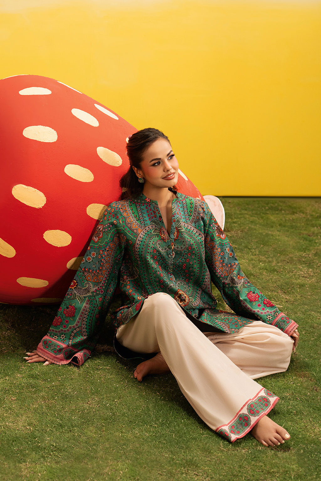 Green Floral Printed Lawn 2-Piece Set | Kurta Shirt & Cream Trouser – Ready to Wear Pakistani Everyday Casual Wear UK | Basic Prints AB-304 - View 6