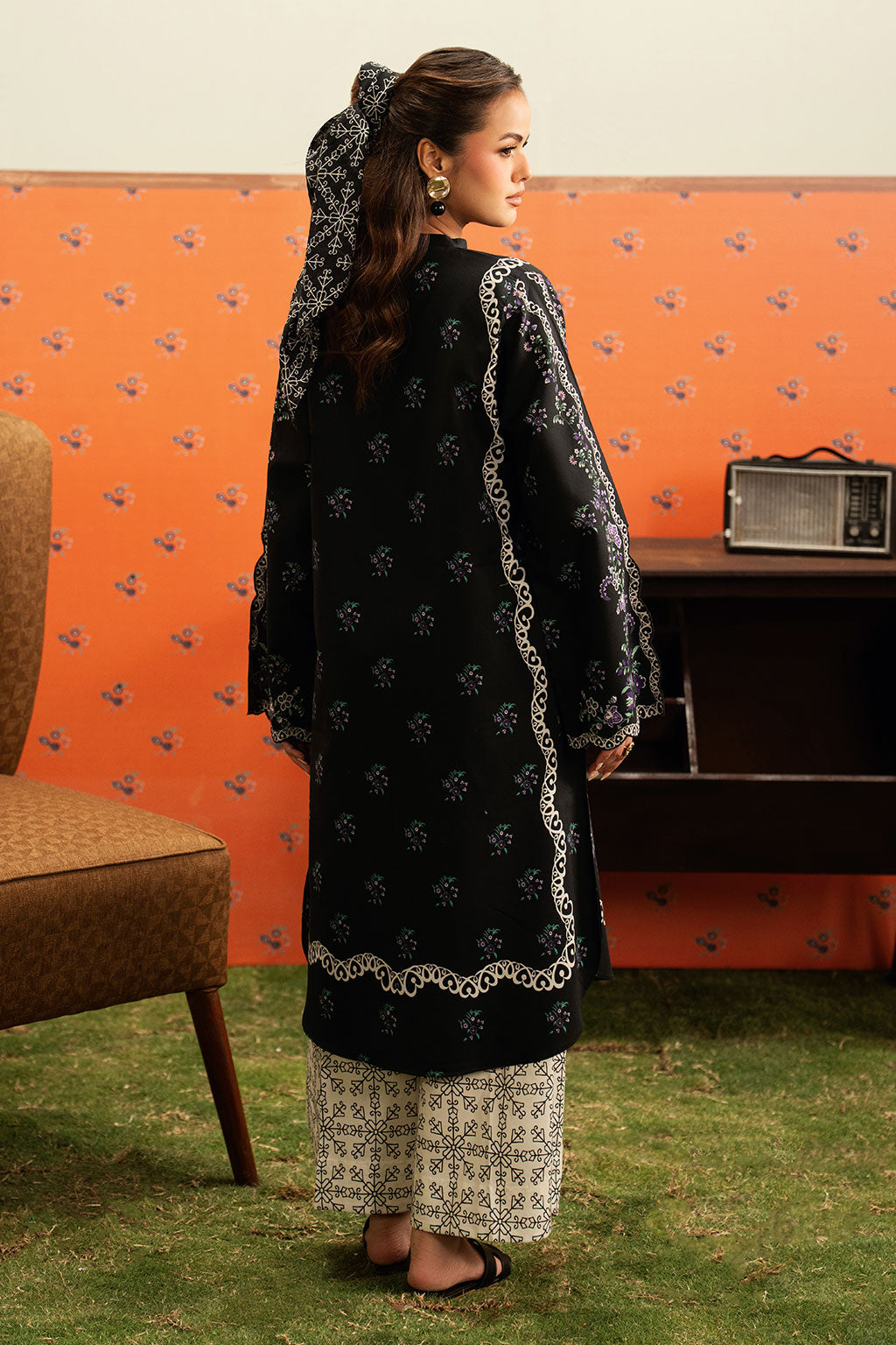 Black Floral Printed Lawn 2-Piece Set | Kurta Shirt & Cream Trouser – Ready to Wear Pakistani Everyday Casual Wear UK | Basic Prints AB-402 - View 3