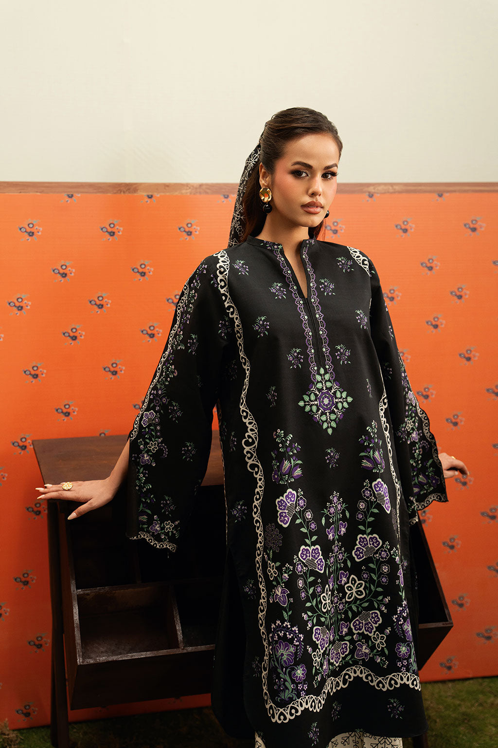 Black Floral Printed Lawn 2-Piece Set | Kurta Shirt & Cream Trouser – Ready to Wear Pakistani Everyday Casual Wear UK | Basic Prints AB-402 - View 5