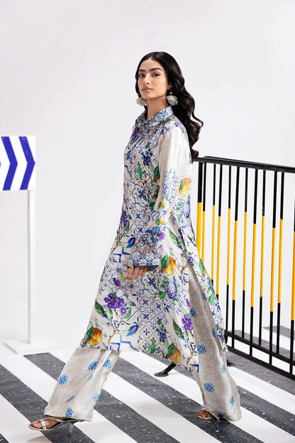 Pearl White Digital Printed Silk 2-Piece Co-ord Set | Extended Shirt & Straight Pants – Ready to Wear Pakistani Casual UK | AP-105 - View 3